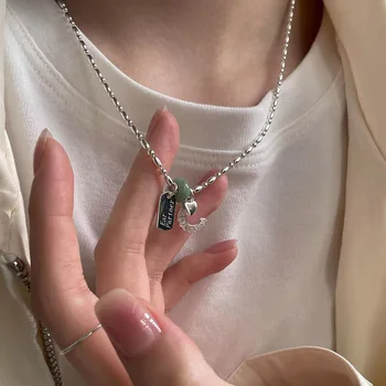 Китайский стиль Ожерелье из нефрита и камня Дизайн ниши Модный Универсальный для женщин Чувство роскоши Многослойная цепочка на ключице